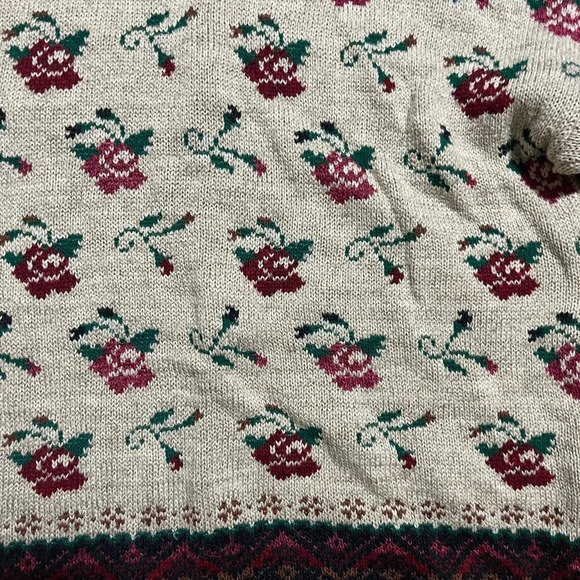 Vintage Rose Floral Sweater Large - Picture 2 of 4
